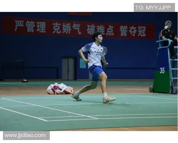 南京羽毛球队耐力训练引发热议球迷与专家观点交锋