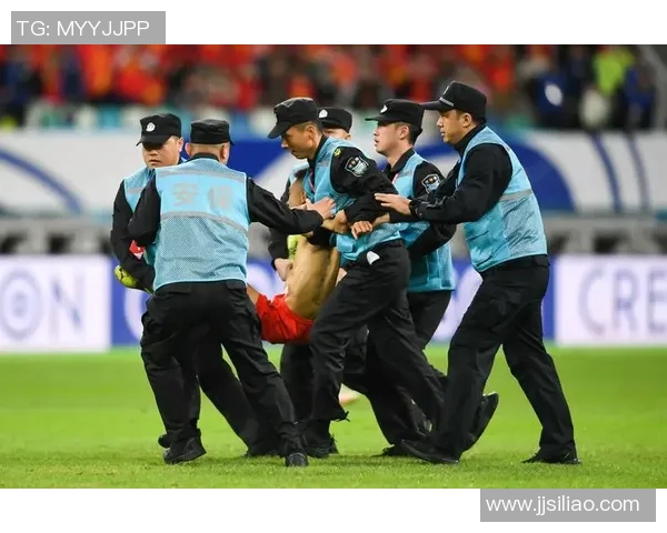 南京足球队节奏之争引发热议球迷与专家各执己见 南京足球队节奏之争引发热议球迷与专家各执己见